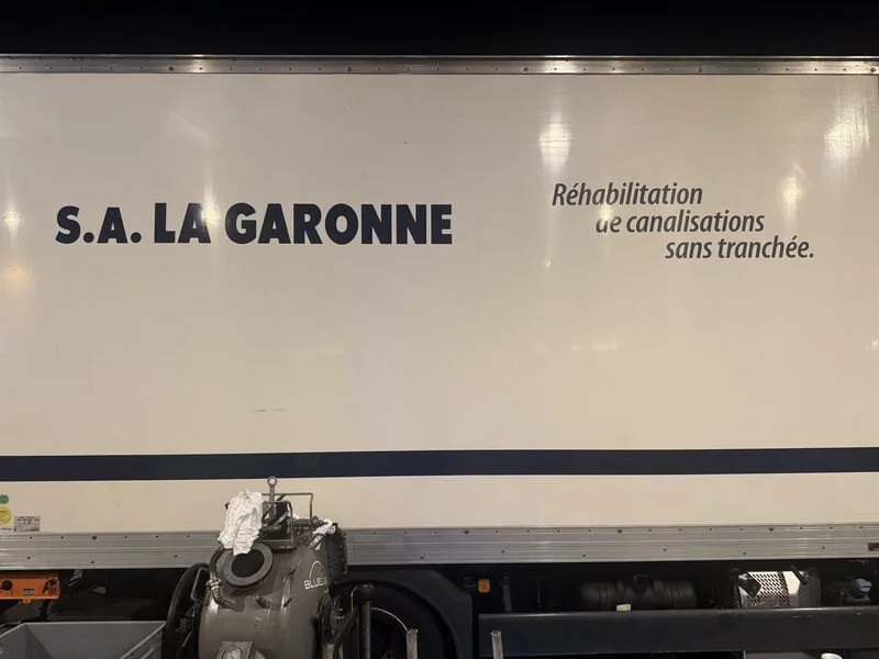 Camion SA LA GARONNE — réhabilitation de canalisations sans tranchée