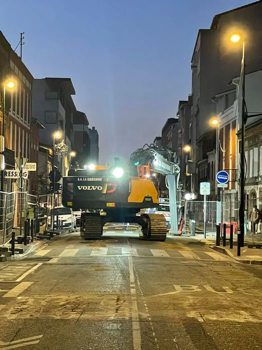 Pose d'un réseau pluvial, Grande-Rue Saint-Michel