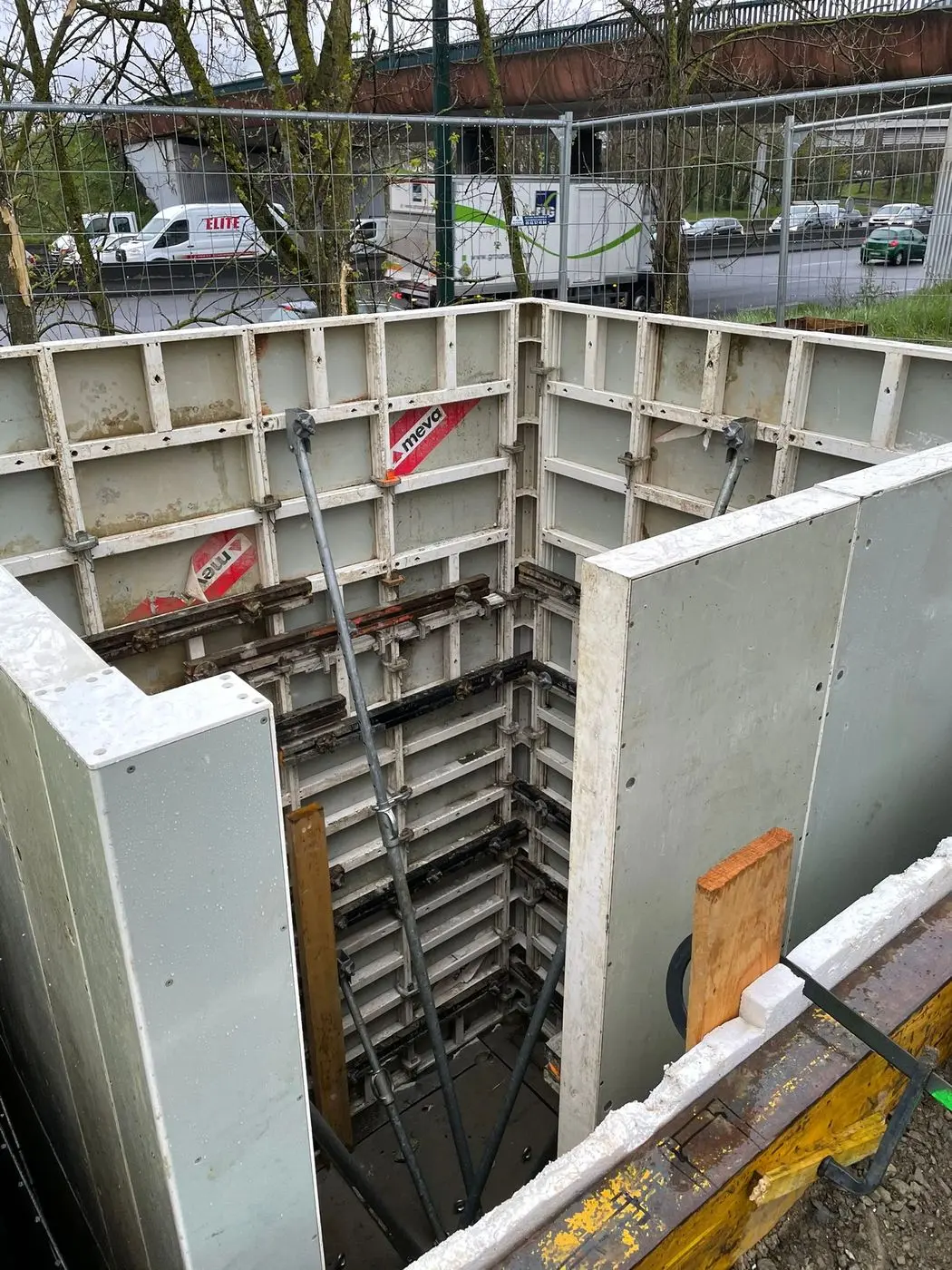 Création d'ouvrages de génie civil pour travaux hydrauliques