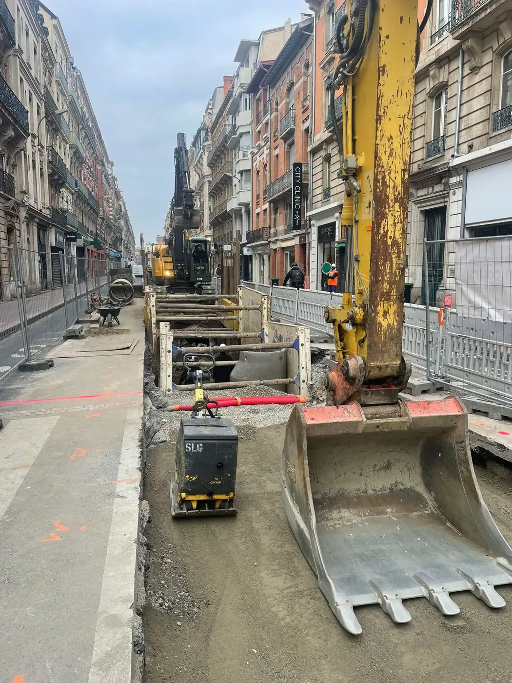 Réseaux pluvial et assainissement en centre-ville, rue de Metz