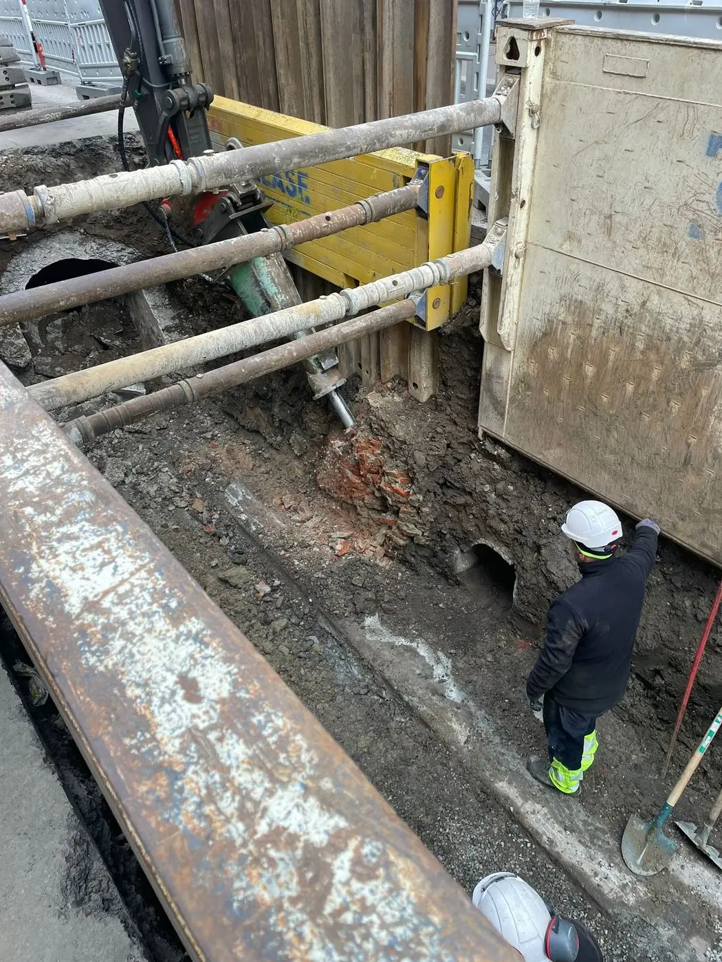 Réseaux pluvial et assainissement en centre-ville, rue de Metz